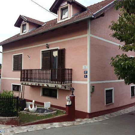 קארלובץ Rooms Mostanje מראה חיצוני תמונה