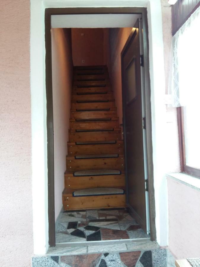 קארלובץ Rooms Mostanje מראה חיצוני תמונה