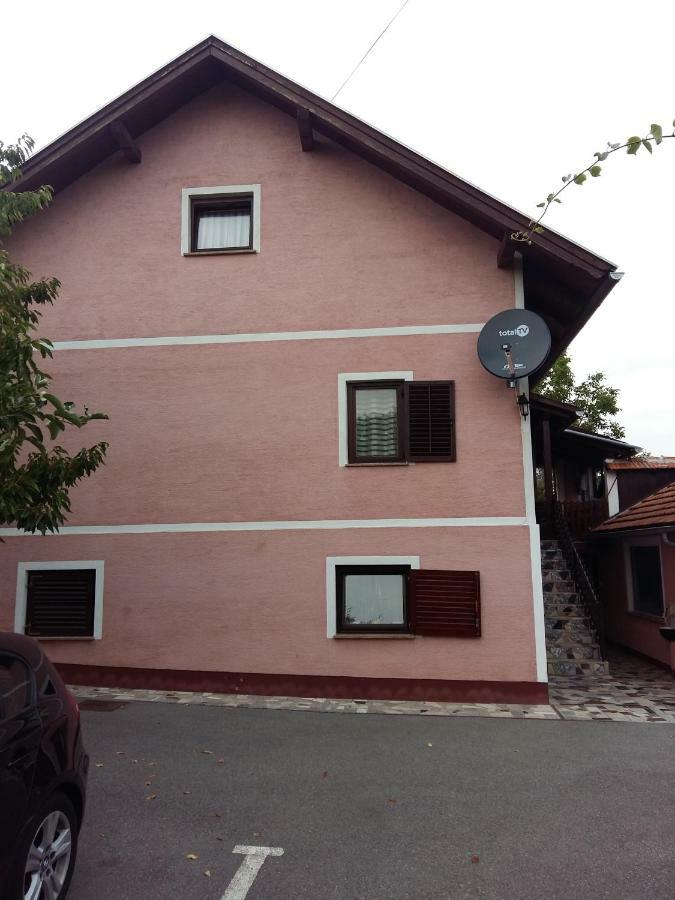 קארלובץ Rooms Mostanje מראה חיצוני תמונה