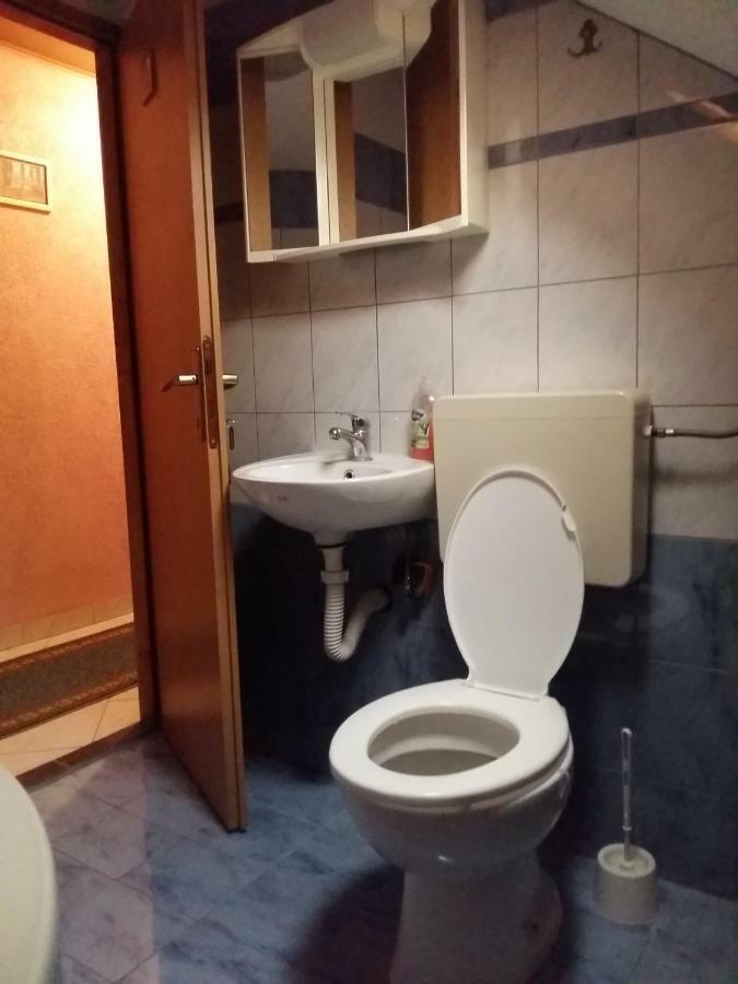 קארלובץ Rooms Mostanje מראה חיצוני תמונה