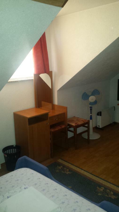 קארלובץ Rooms Mostanje מראה חיצוני תמונה